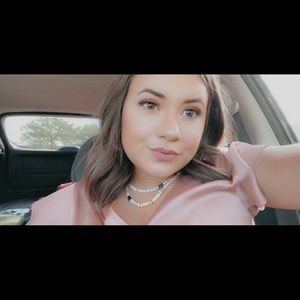 Meet your Posher, Andrea